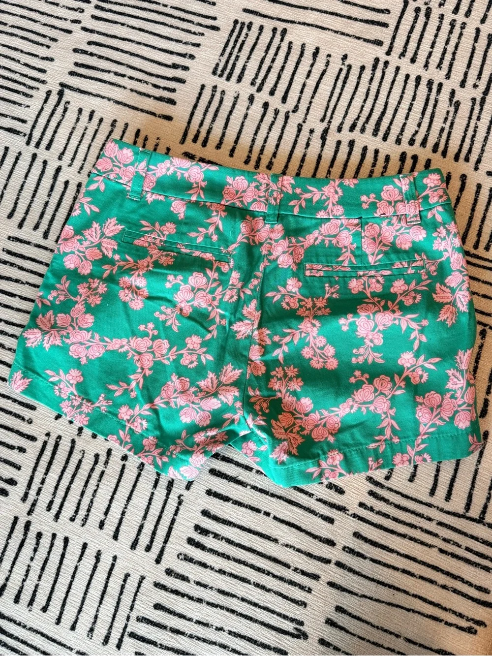 J.Crew Size 4 Green Pink Floral Print Chino Shorts Preppy Resort